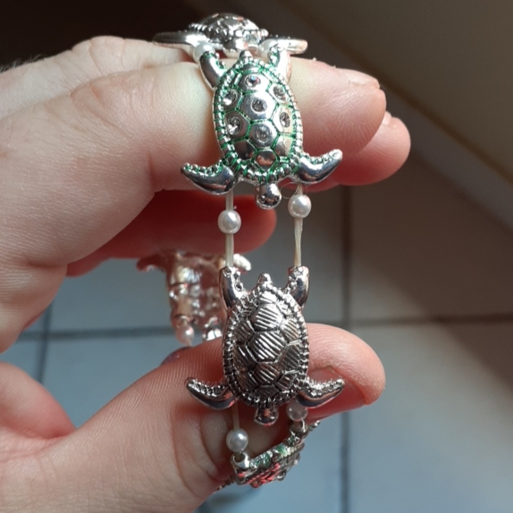 Turtle bracelet - Picture 3 of 3